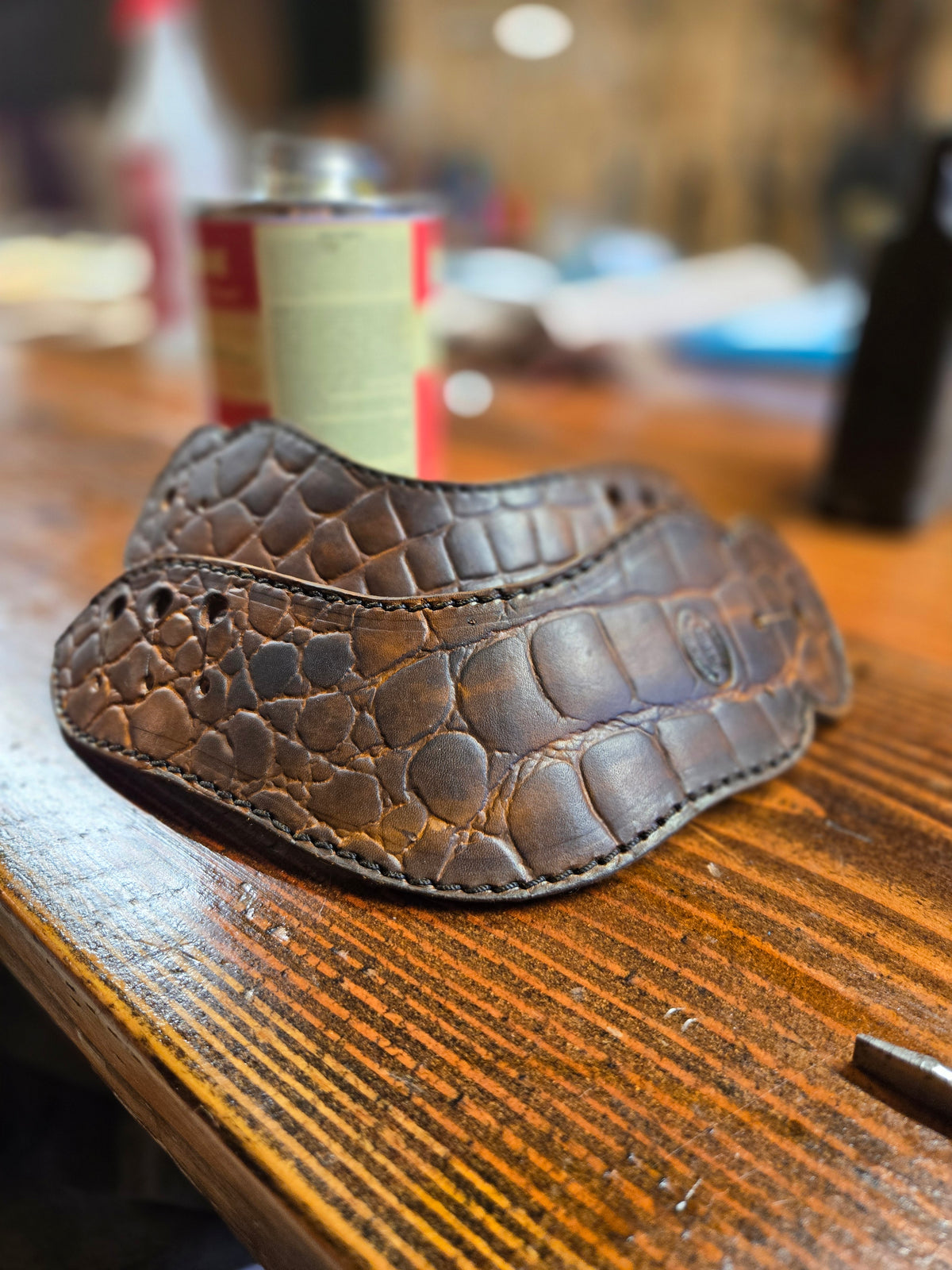 Faux Croc-o-gator Dove Wing Spur Straps